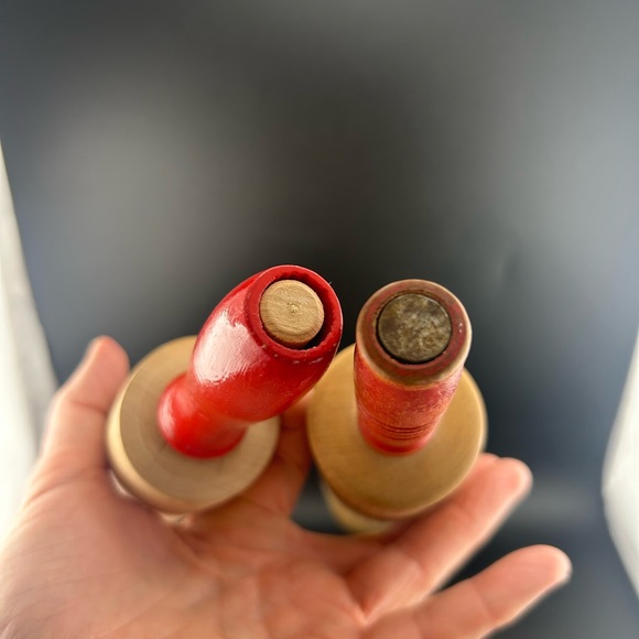 Vintage wooden rolling pins with red painted handles SET OF 2 - Picture 2 of 8